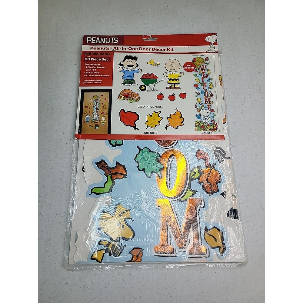 Snoopy Peanuts Bulletin Board/All In One Door Decoration Fall Welcome New